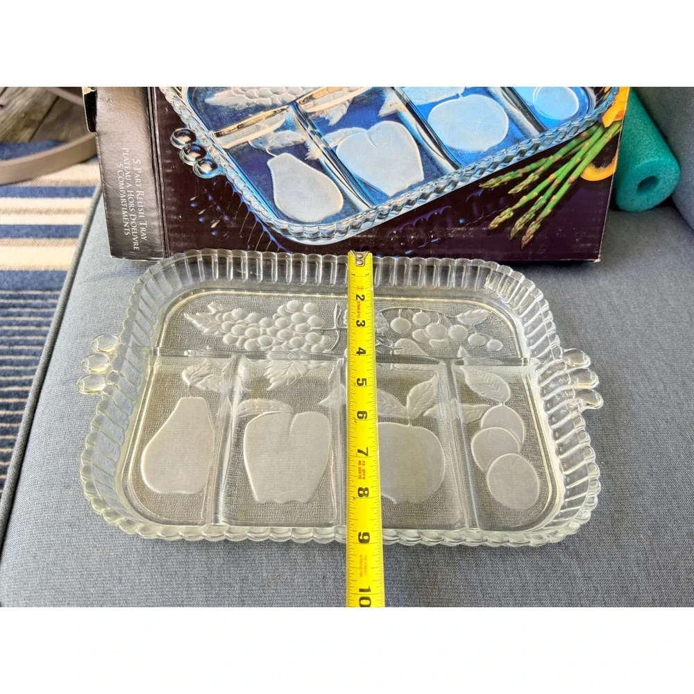 Satin‎ Frost Relish Tray Glass 12x9 Clear Excellent 5 Compartment Fruit Embossed